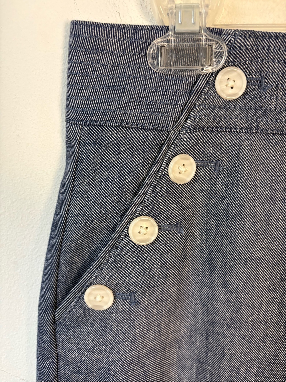 Talbots Women’s Chambray Button-Accent ALine Skirt size 6 - Picture 7 of 12